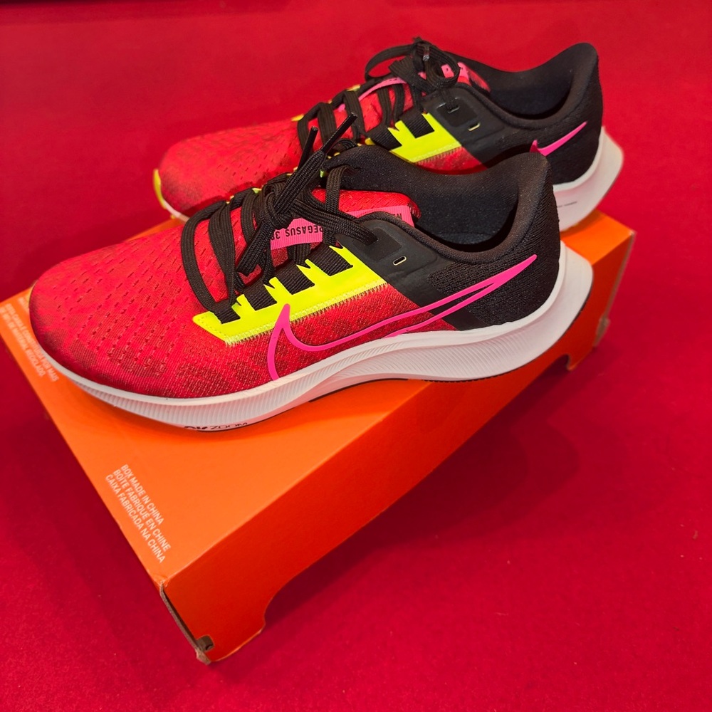 🔥 New Nike Air Zoom Pegasus 38 – Women’s 7.5 🔥